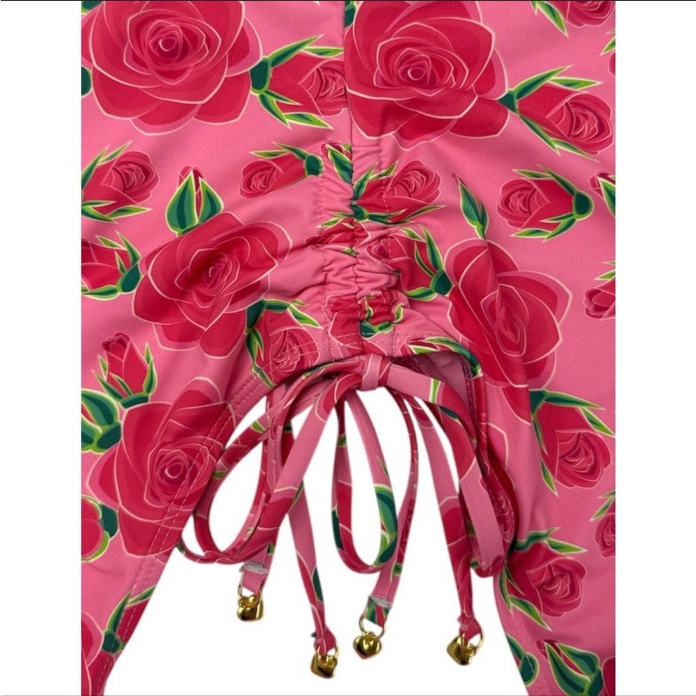 Betsy Johnson V Neck Pink Rose Bloom One Piece Scrunched Side Swimsuit - Picture 3 of 9